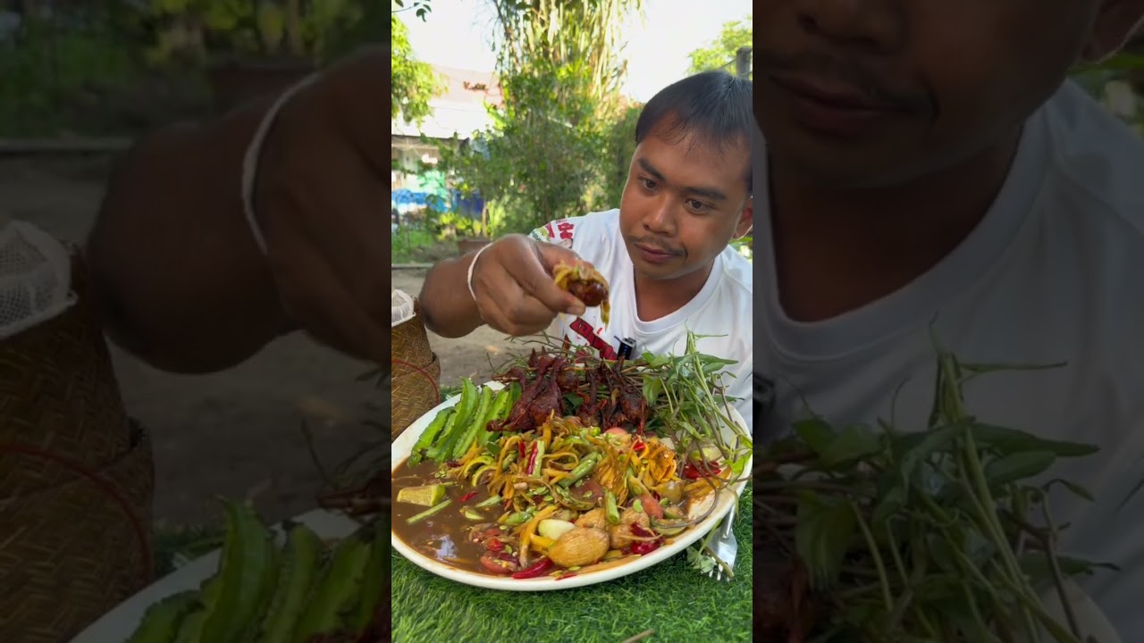 ตำส้มตำกินกับทอดไก่น้อย