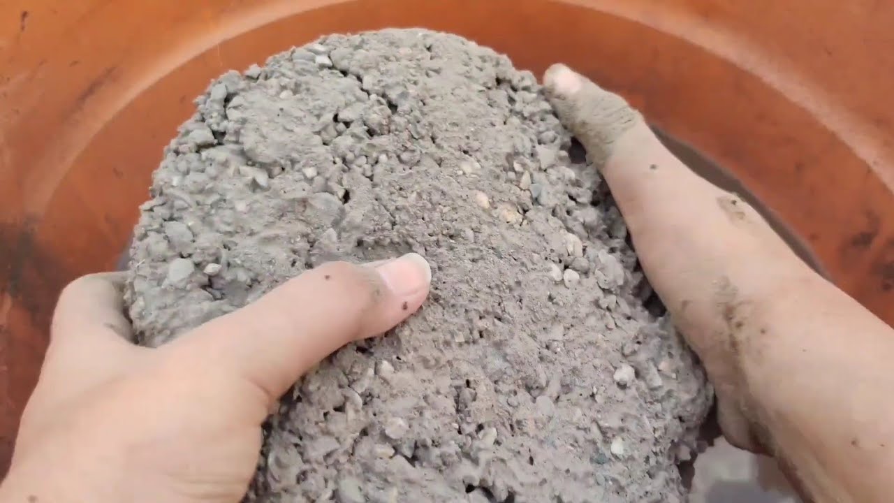 Bajri Cakes crumbling in water ASMR crumbling video ⌛💦💯