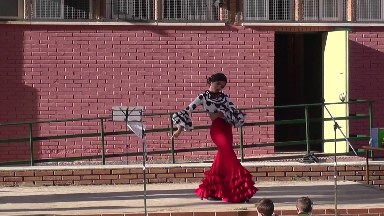 TANGOS DE TRIANA. GRADUACION 4 ESO. PALOMA MOYA CAMPOS