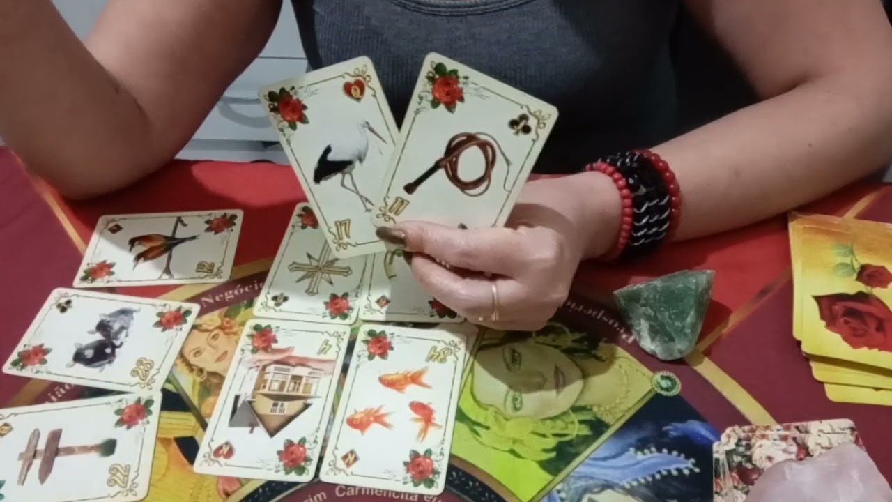 Karina Bosio Revela: Existe caminho entre nós?#tarot#amor.Whats(011)95052-4938.