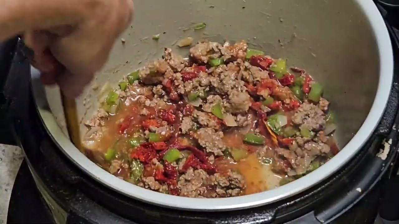 {Ninja Foodi} Gourmet Cheeseburger Mac Recipe