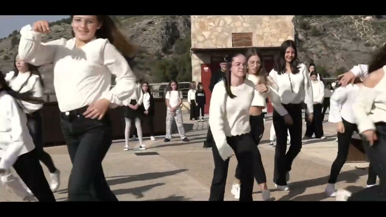 Vídeo Navideño 2024 Estudio Superior de Danza Rosario Tosta