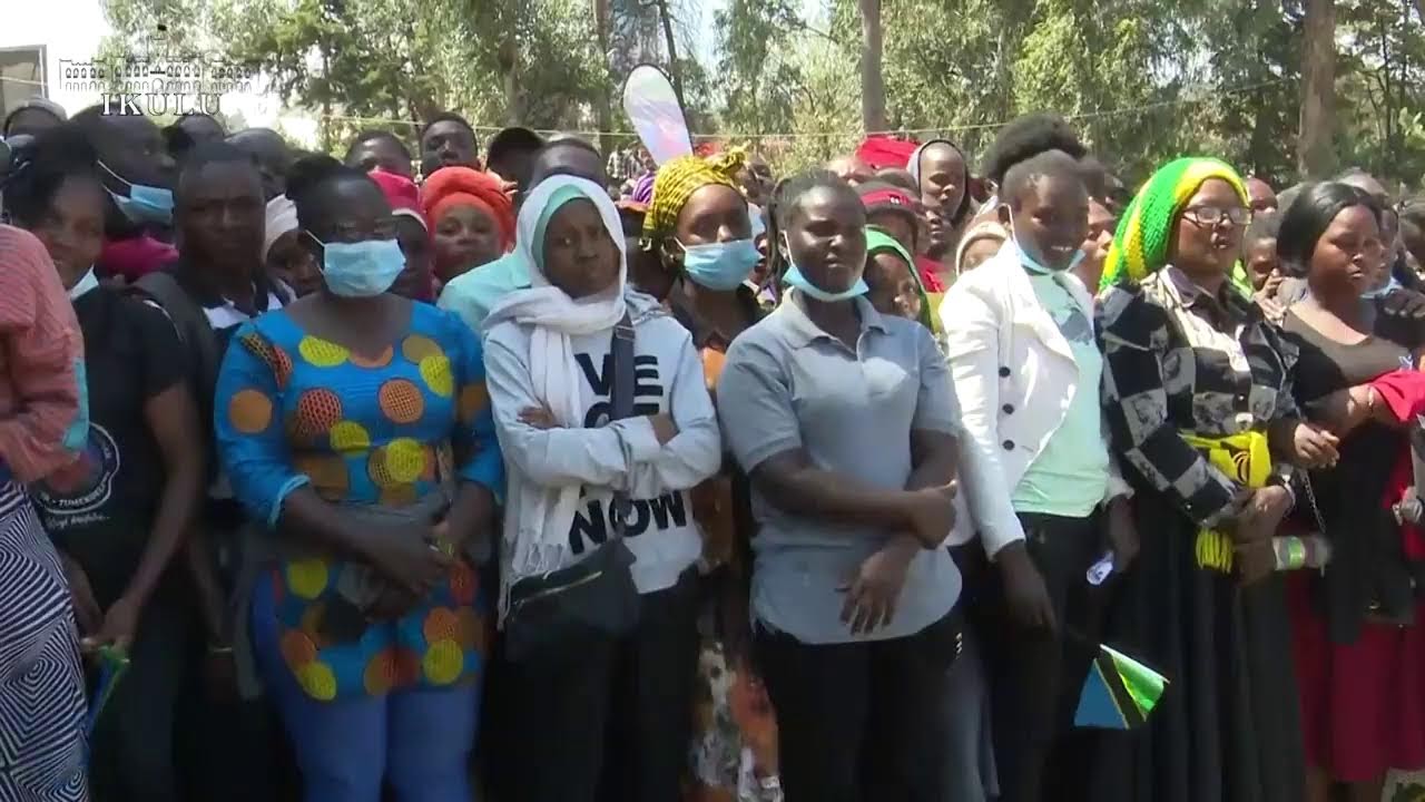 MHE. RAIS SAMIA AKIWEKA JIWE LA MSINGI KATIKA JENGO LA MAMA NA MTOTO HOSPITALI YA META, MBEYA