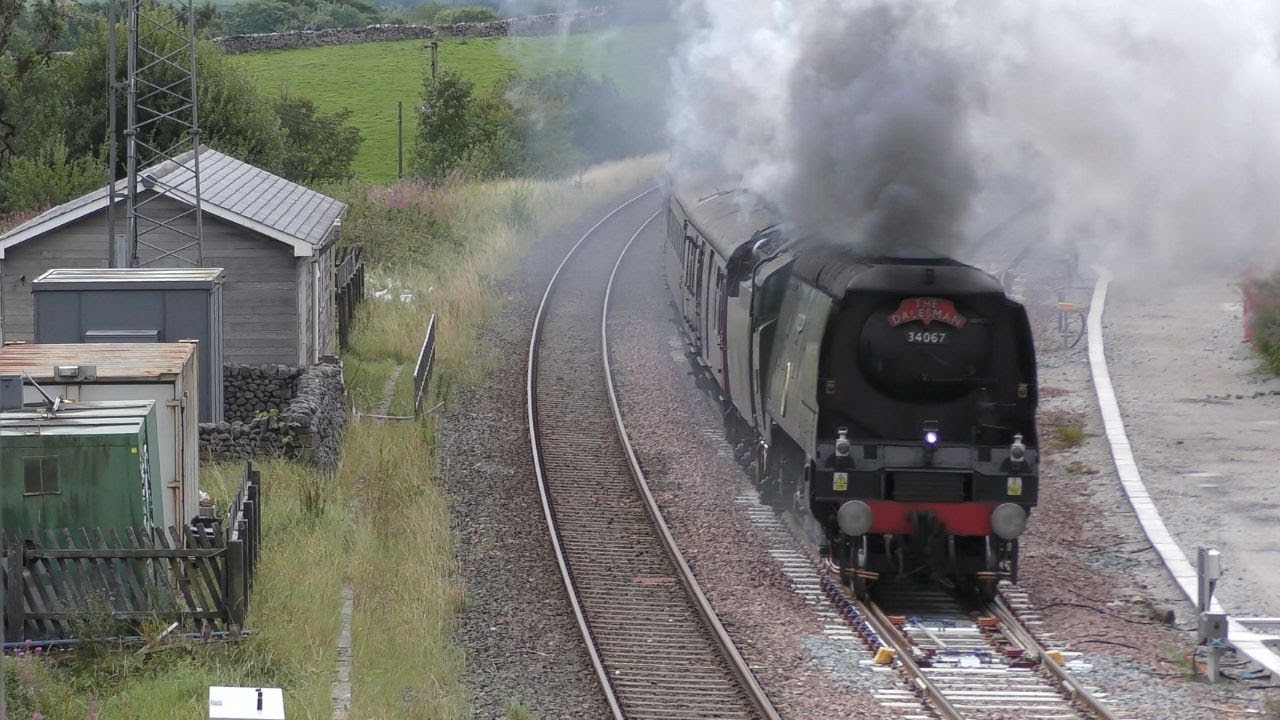 34067 Tangmere Climbs The S&C - The Dalesman - 19/08/25