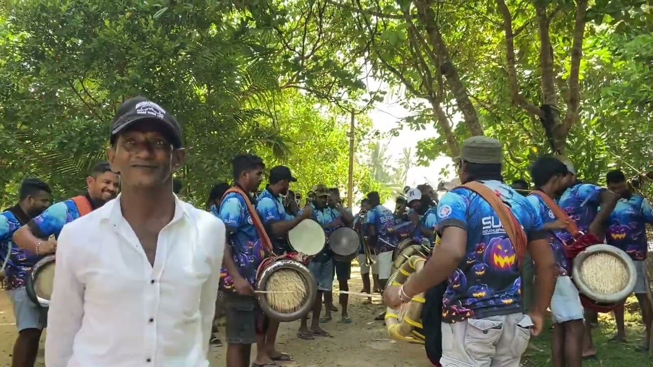 සුද්දා අල්ලන දෙන  සැප සින්දු තමයි ඉතින් මේවා 💥කොහොමද එක වදින ලස්සන 🖤😌 අහලම බලන්නකො ඔයලාම 💛