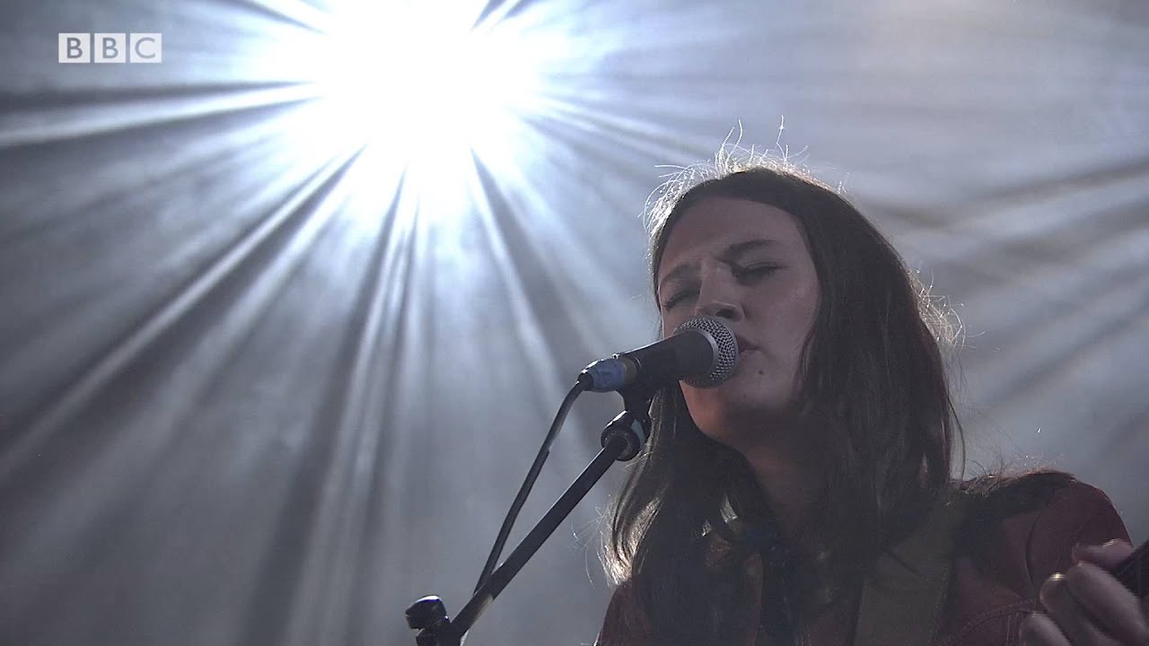 The Staves - Teeth White (6 Music Live at Maida Vale October 2015)