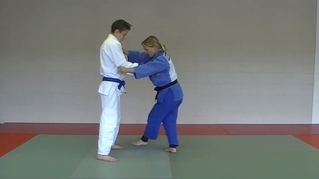 Judo Part 4 - Techniques Blue Belt (Kathy Hubble)