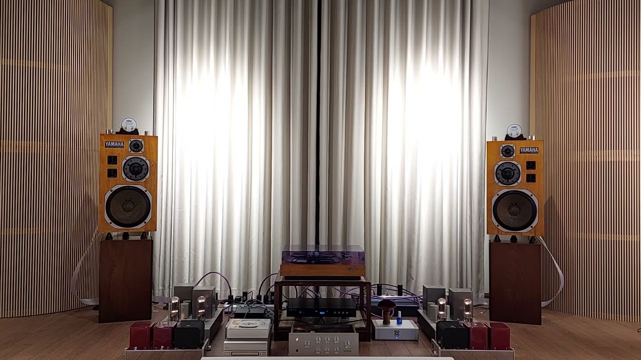 Moonlight Sonata.  Guitar Marcin.  KT Audio 845 monoblock, Yamaha NS1000M