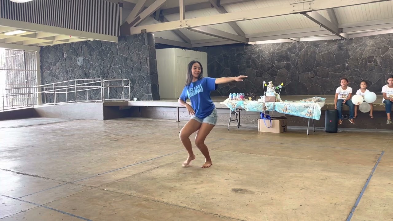 Diamond Kawaauhau - Ke Aloha by Natalie Ai Kamau&rsquo;u