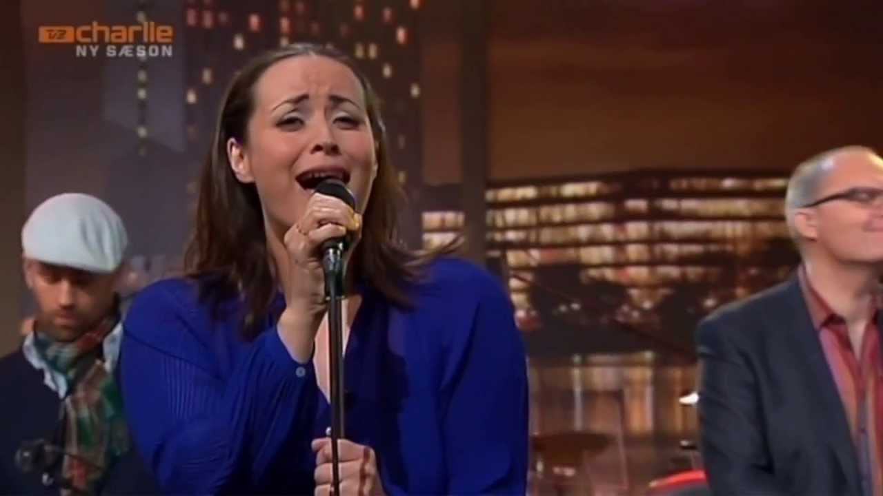 Julie Berthelsen - Butterfly (Live)