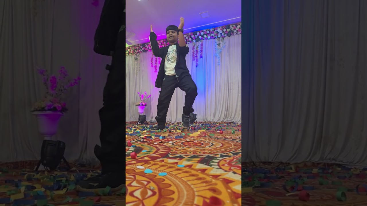 #trending #trendingvideo  #viral #dance #dancer #music #saregamamusic #dharmaproductions #rrkpk 