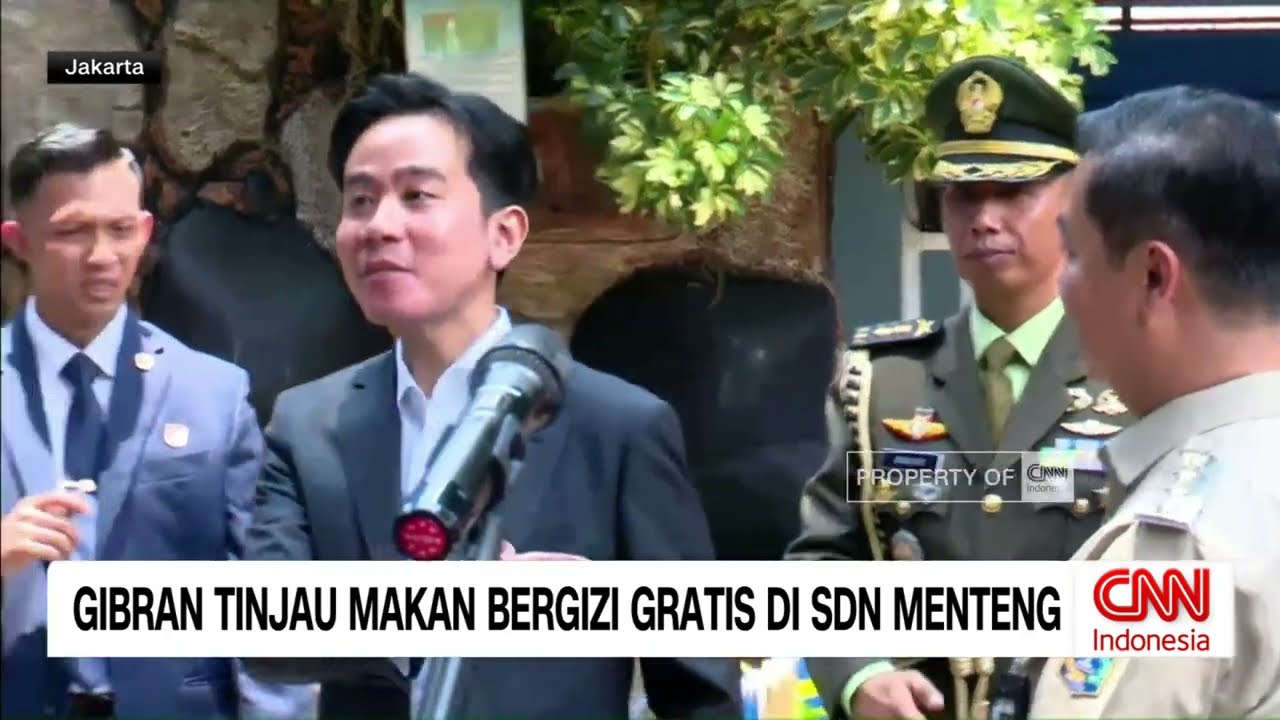 Gibran Tinjau Makan Bergizi Gratis Di SDN Menteng