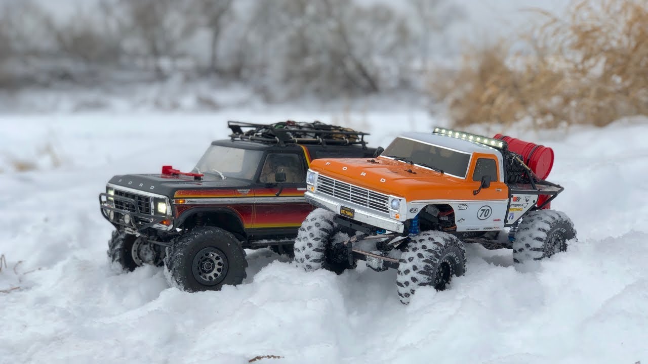 Traxxas TRX4 Bronco and Vaterra Ascender Ford F100 in Deep Snow and River