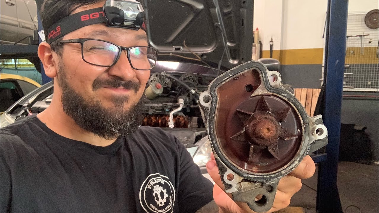 Honda civic troca da bomba de água