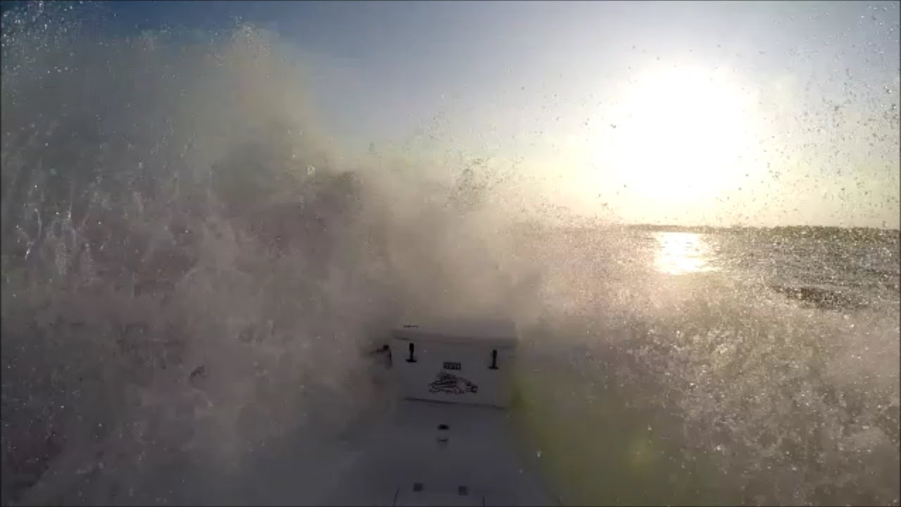 NEW Sea Pro 228 Bay Boat Features- RUNNING IN ROUGH WATER!