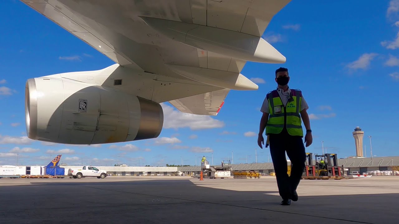 Cargolux, B747-400F, LX-OCV, turnaround, Miami international airport.