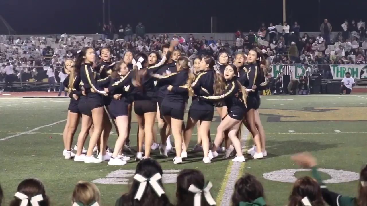 Watsonville High vs PV Cheer Halftime 2016