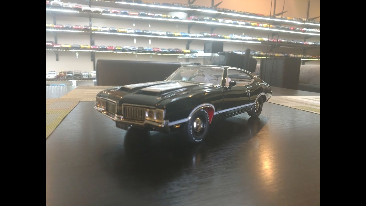 1:18 Diecast Review of the 1970 Oldsmobile 442 W30 by Acme