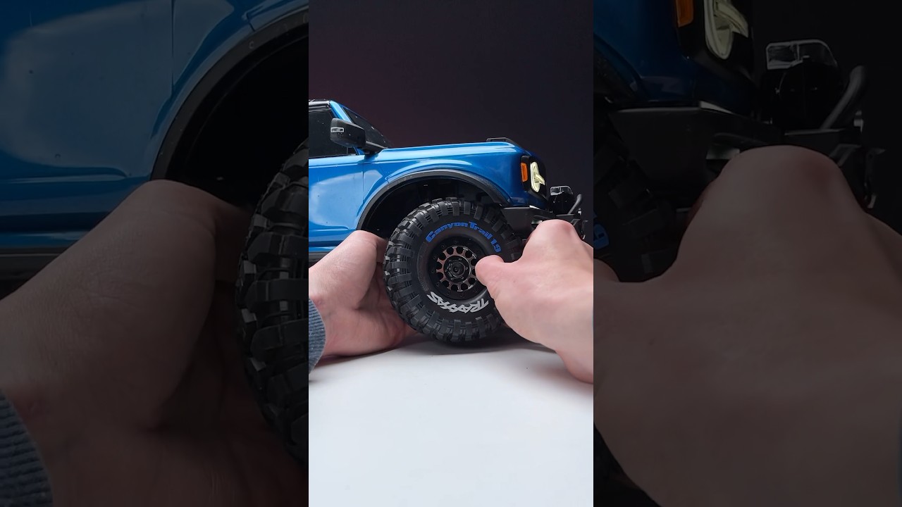Wheels swap Bronco TRX4 by Traxxas. Method Race black chrome Wheels Beadlock 1.9&rdquo; Canyon Trail tires