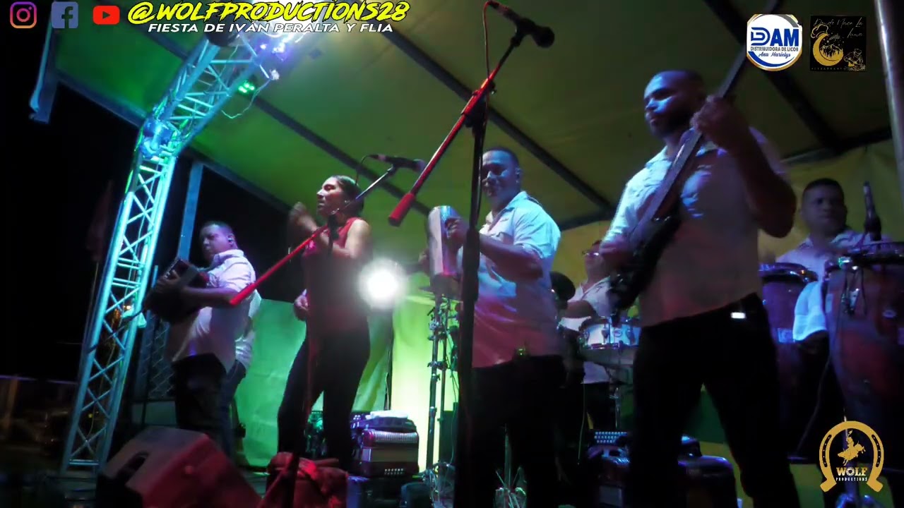 El año viejo se acabó - Vladimir Atencio en ViVO