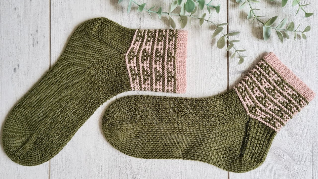 (FR Podcast Tricot) Yarnflakes 107 – Chaussettes, maintenir un motif & la table
