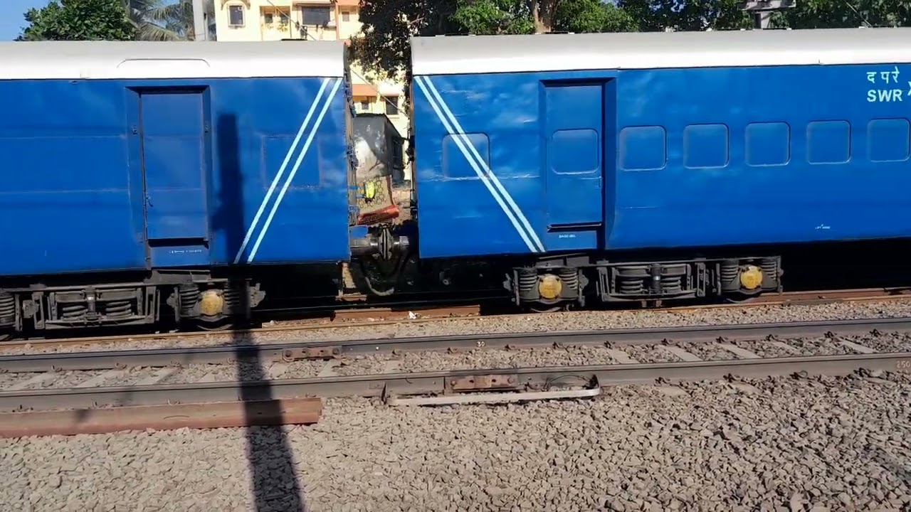 25 coach icf hcpv rake leaving virar