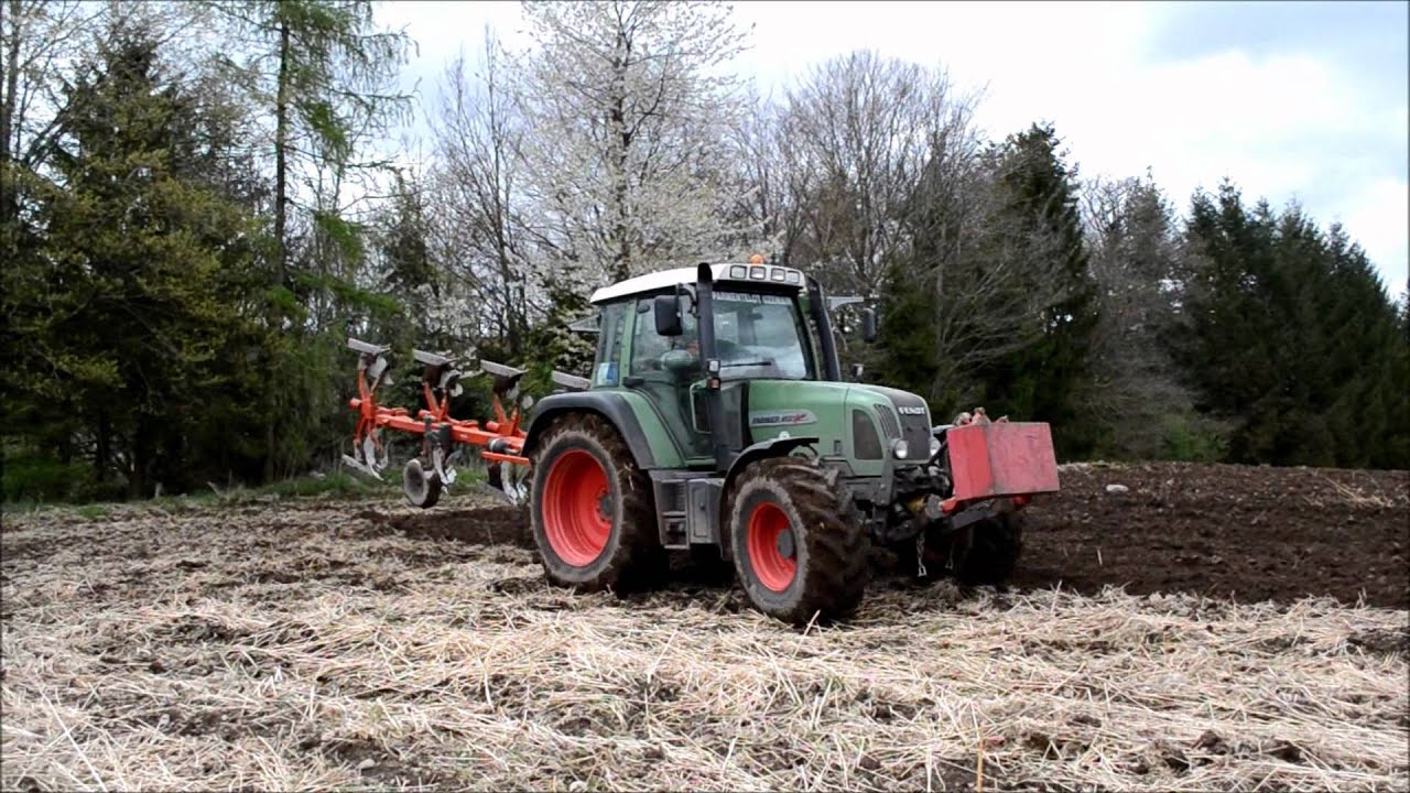 Fendt Farmer 412 Vario & Kuhn - Labour