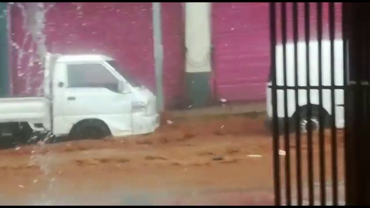 Storm hits Durban hard 10th October 2017 flash floods roads washed away