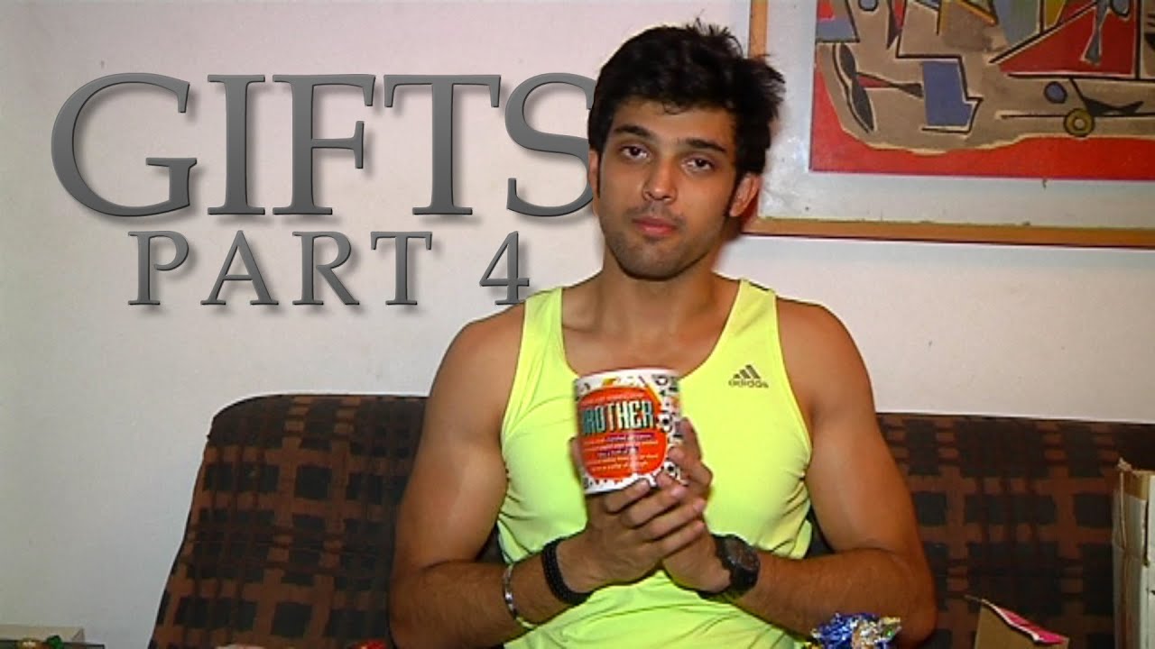 Parth Samthan aka Manik of Kaisi Yeh Yaariyan recieves fans' gifts PART 4