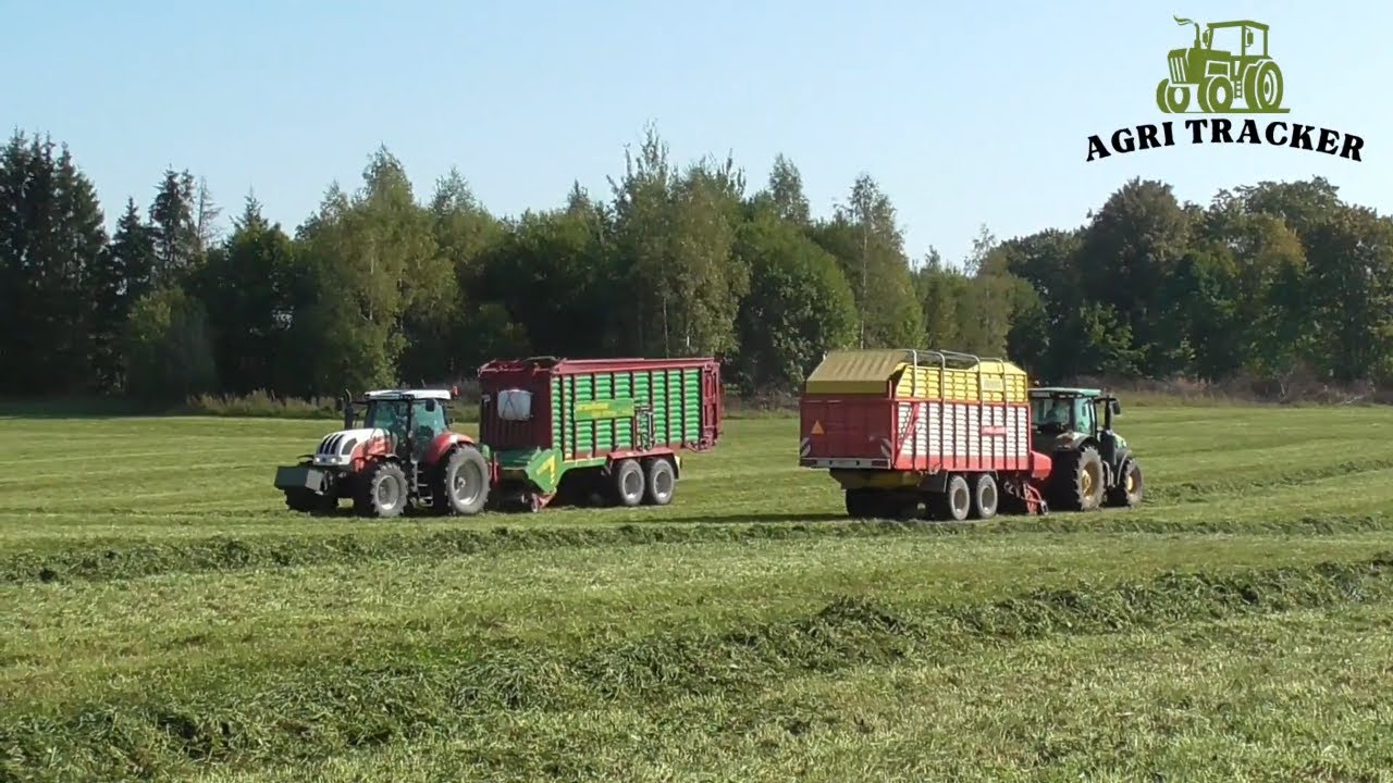 Silage Action | 2x loader wagons and rake in hilly terrain