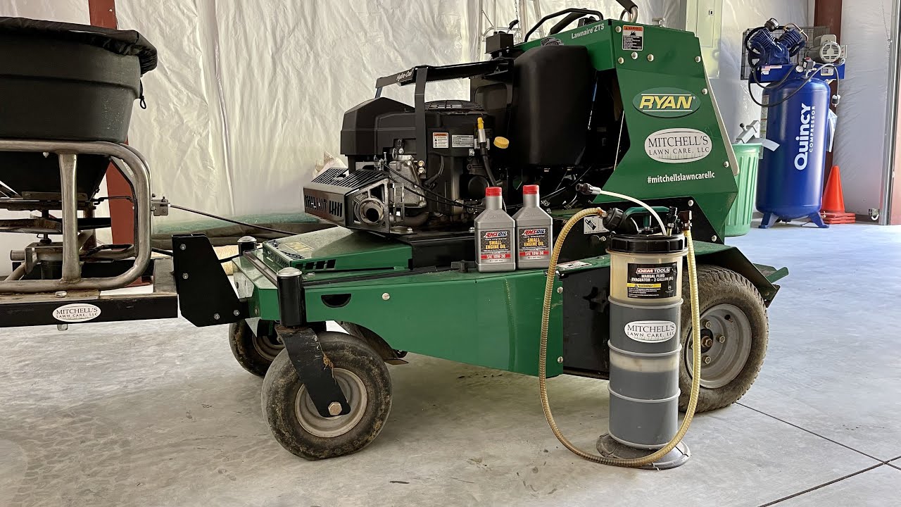 Ryan Turf Lawnaire ZTS - OIL CHANGE! [DIY / EASY]