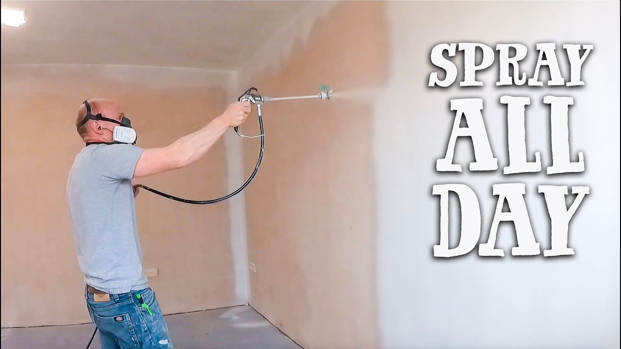 PAINTING THE NEW STUDIO - Spraying for the WIN!