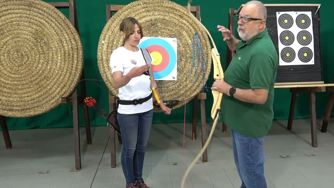 Corso tiro con l'arco 5 rilascio e mano dell'arco