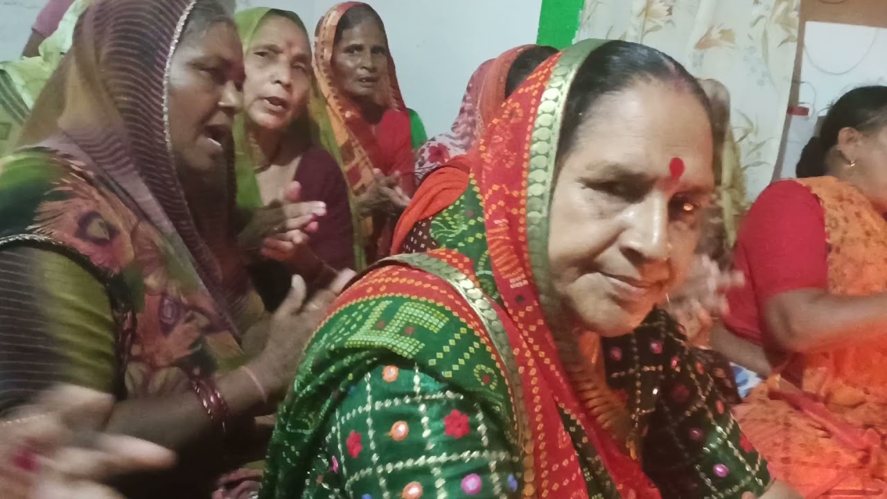 દાસ બનીને આવીછુ મારા રામાપીરને જય ફક્કડાનાથ મંડળ ભાવનગર ગાયક સવીતા બેન.