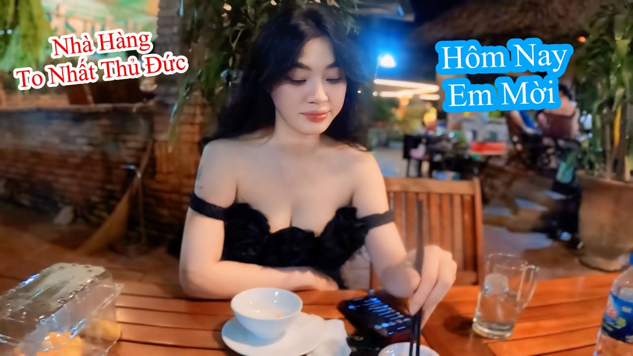 Thanh Niên Số Hưởng Được Hot Girl Trâm Anh Mời Đi Ăn Nhà Hàng To Nhất Quận Thủ Đức - Long Nhong TV