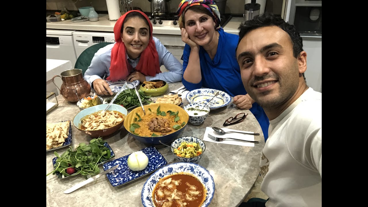Fatemeh Goudarzi - آبگوشت پزی فاطمه گودرزی و دریا و پویان با خوردنش و حواشی بامزه و خنده دار