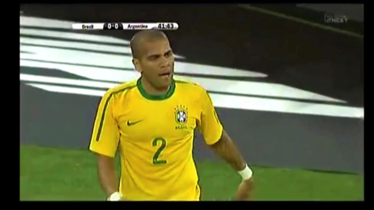 Dani Alves vs Argentina HD 1080i (17/11/2010)