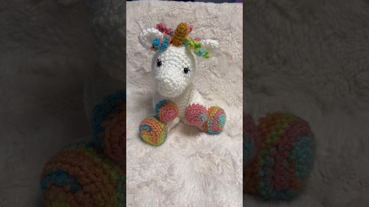 Mini Poppy the Unicorn 🦄 🧶 #crochet #crocheting #crochetamigurumi #amigurumi