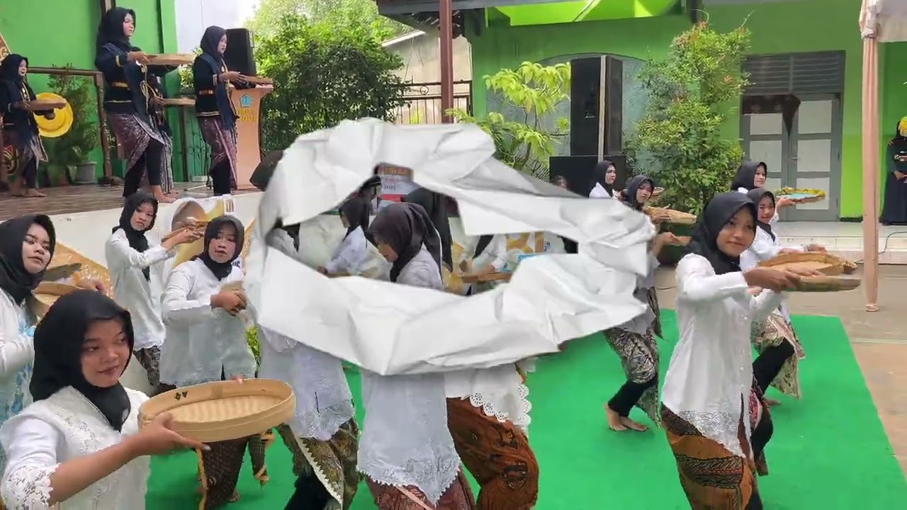 Sekilas HUT 81 SMP 5 KUDUS