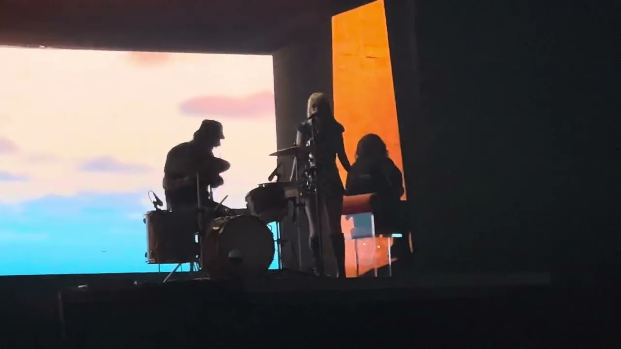 Paramore - Liar & Crystal Clear | Kia Forum | Los Angeles 7.19.23