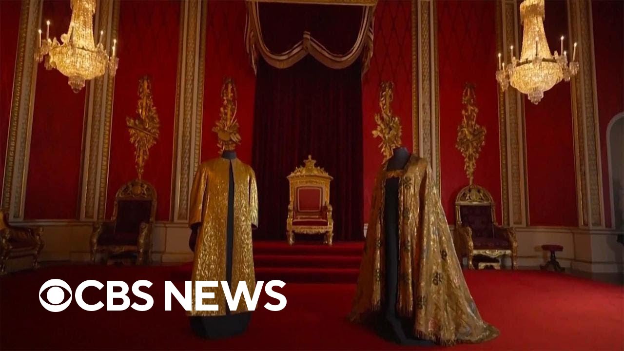 King to reuse gold coronation robes
