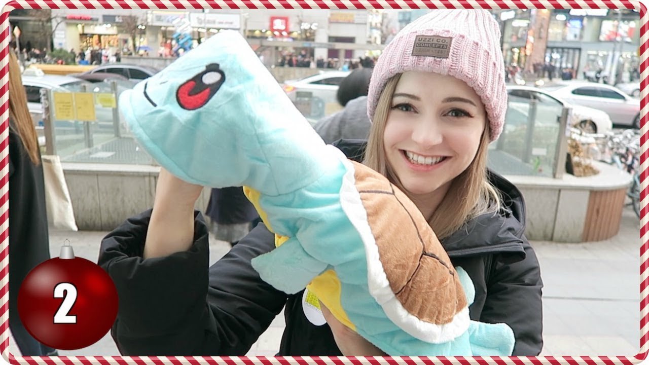 Got a Squirtle Costume for my Cat 😻 Vlogmas Day 2