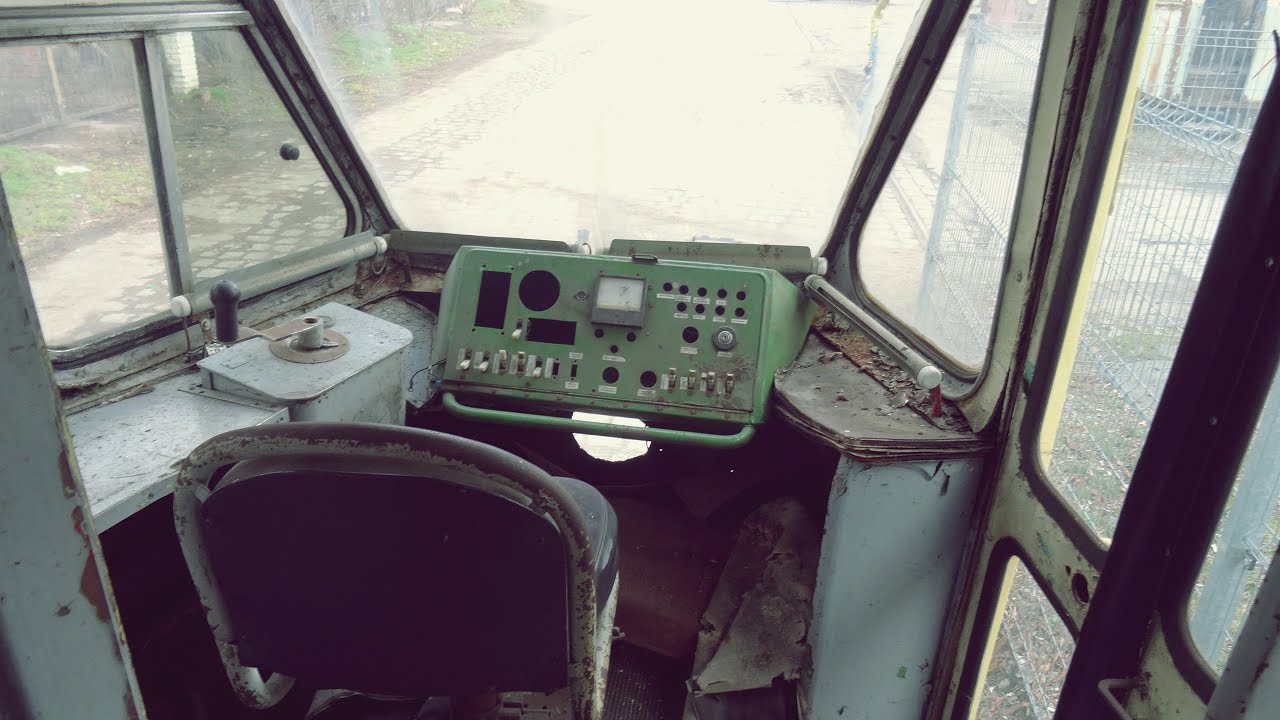 Opuszczony tramwaj Konstal 102Na Urbex