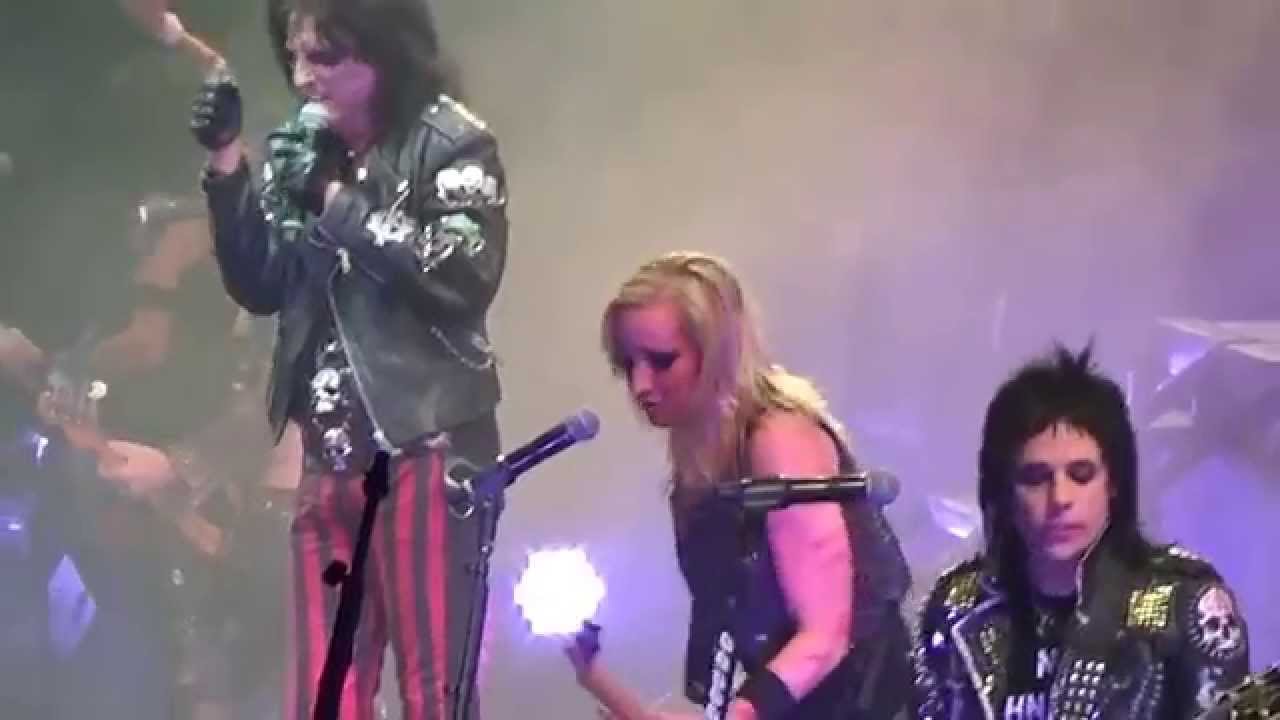 Poison Alice Cooper Live-ROD LAVER ARENA, MELBOURNE 13TH MAY 2015.
