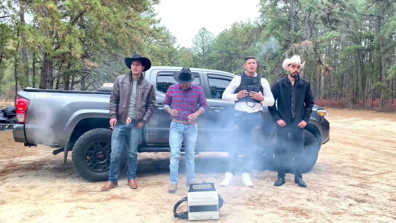 Compa Cheque by Cender Lemus #chapines#guatemala#michoac&aacute;n #mexico🇬🇹🇲🇽 #cenderlemus