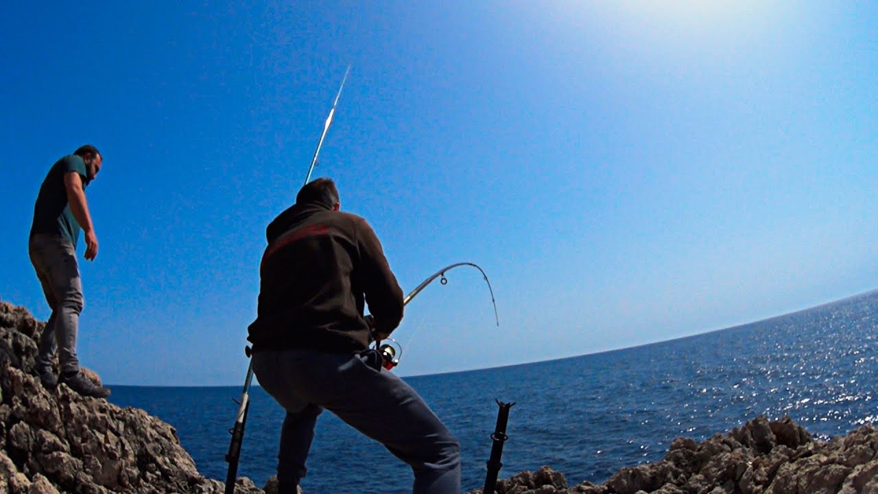¡¡NO ESPERABA ESTAS BESTIAS AQUÍ!! [Pesca a FONDO en ACANTILADOS ALTOS #2]Toni flipaba jajaja