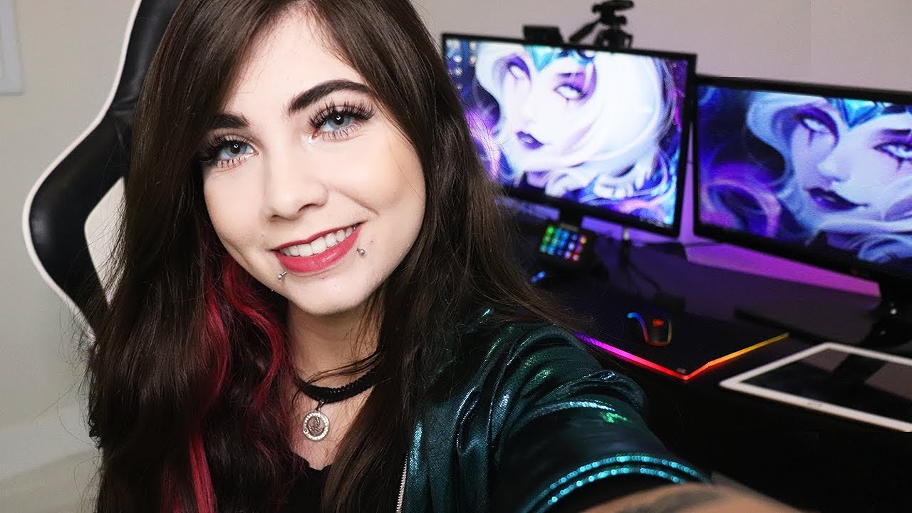 Por que eu sumi do Youtube? - Nicole Diretora