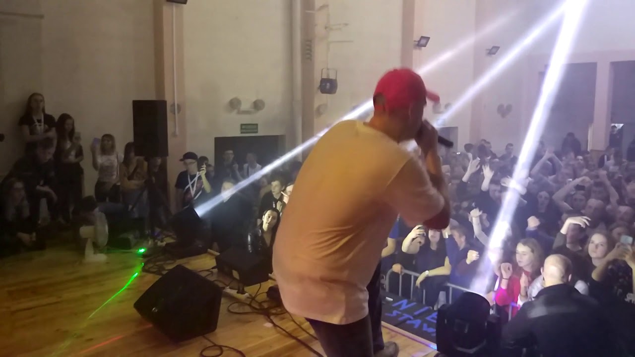SZPAKU / W KRAINIE CZAR&Oacute;W / OSTROWIEC ŚWIIĘTOKRZYSKI / (Ostrowiecki Rap)