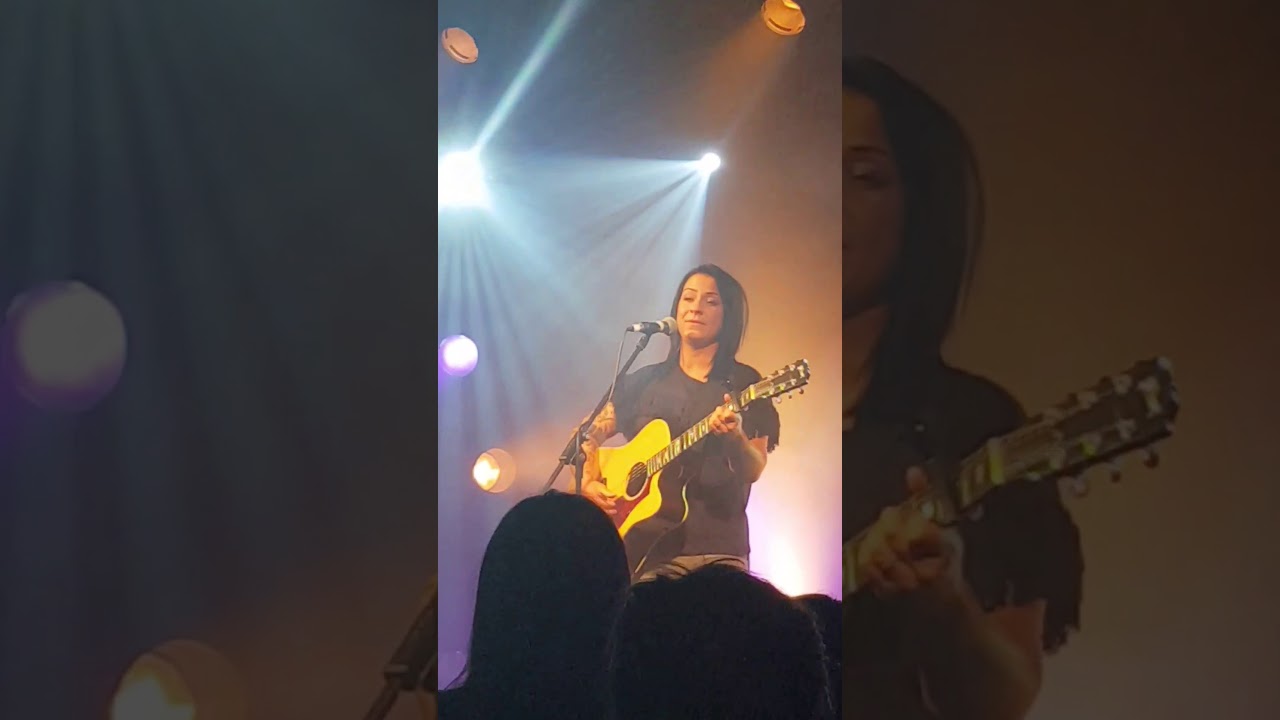 Lucy spraggan 'home wasn't built in a day performed in Portsmouth