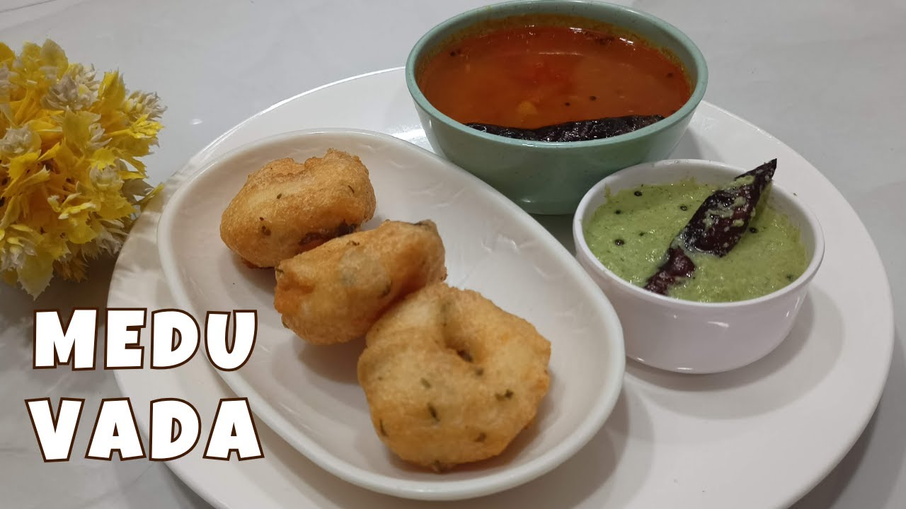 Medu Vada Recipe | How to Make Crispy Medu Vada | South Indian Recipes | Bushra’s Yummy Recipe